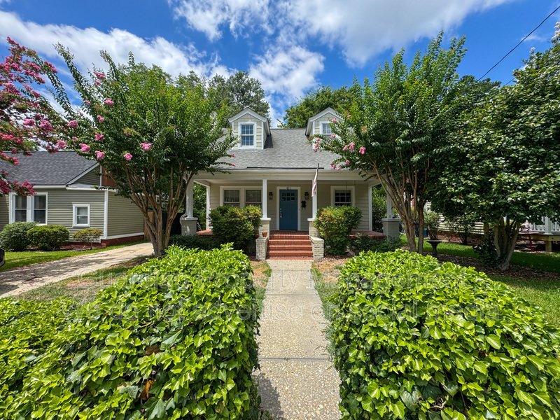 Gorgeous 4 Bed, 3 Bath Haymount Home property image