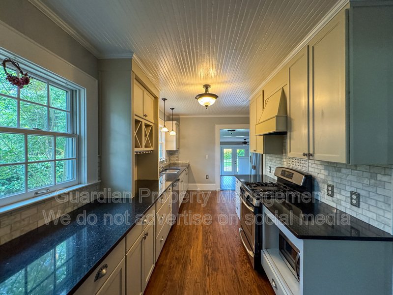 Gorgeous 4 Bed, 3 Bath Haymount Home property image