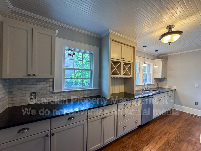 Gorgeous 4 Bed, 3 Bath Haymount Home property image
