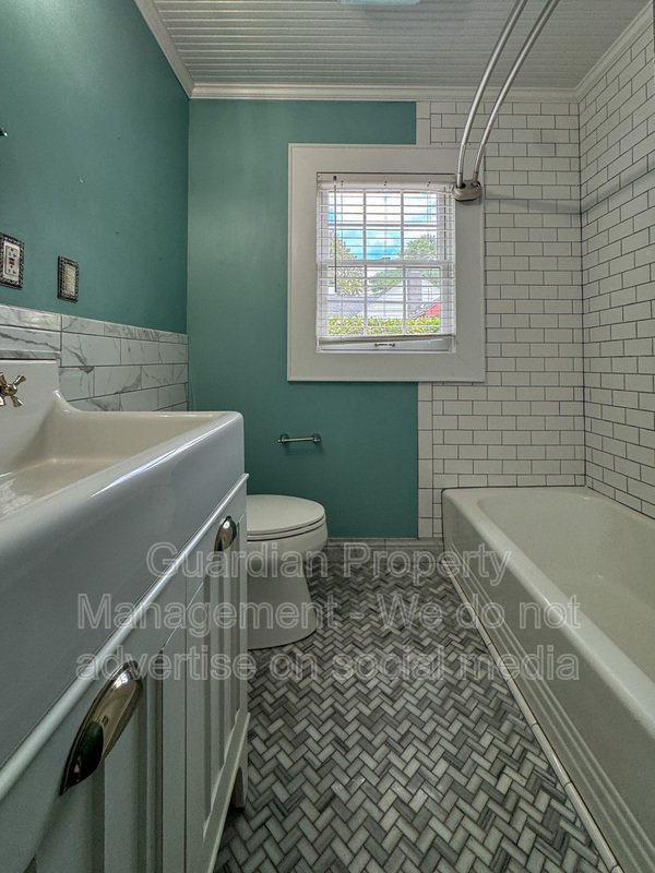 Gorgeous 4 Bed, 3 Bath Haymount Home property image