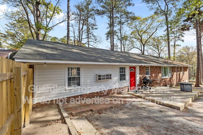 Beautifully Updated 4 Bed 3 Bath Home in Fayetteville property image