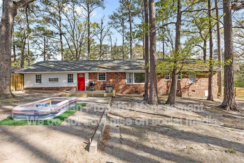 Beautifully Updated 4 Bed 3 Bath Home in Fayetteville property image