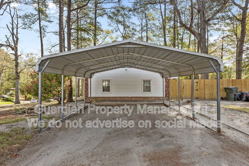 Beautifully Updated 4 Bed 3 Bath Home in Fayetteville property image