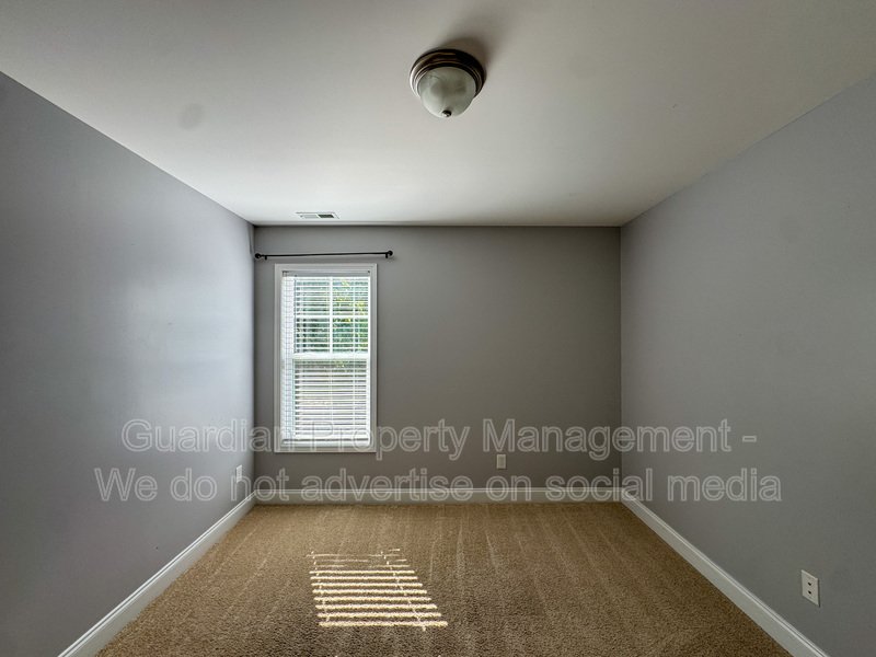 Stunning 4 Bed 2.5 Bath Home in Lexington Plantation property image