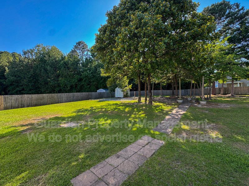 Stunning 4 Bed 2.5 Bath Home in Lexington Plantation property image