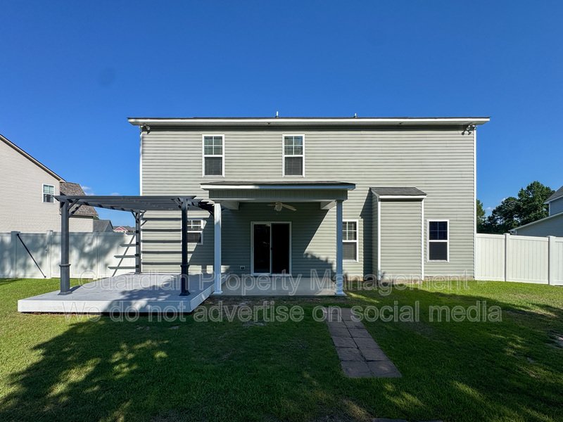 Stunning 4 Bed 2.5 Bath Home in Lexington Plantation property image