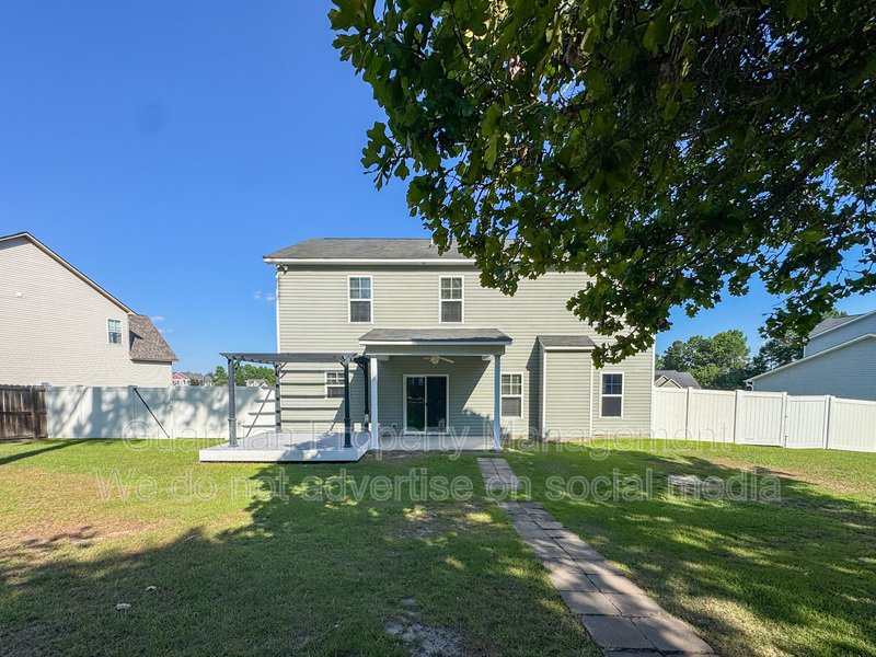 Stunning 4 Bed 2.5 Bath Home in Lexington Plantation property image