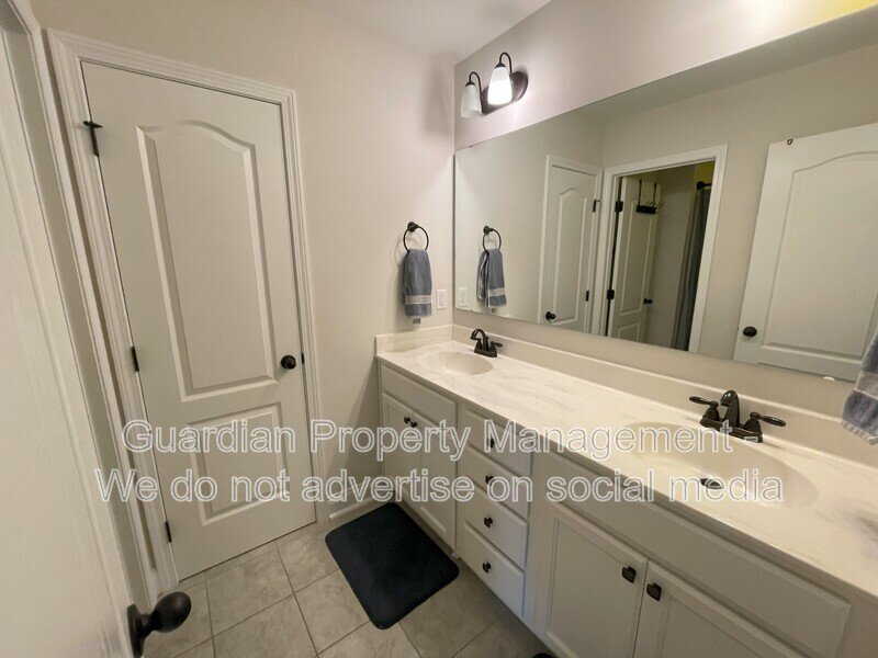 Stunning 5 Bed 3 Bath Home in Anderson Creek Club property image