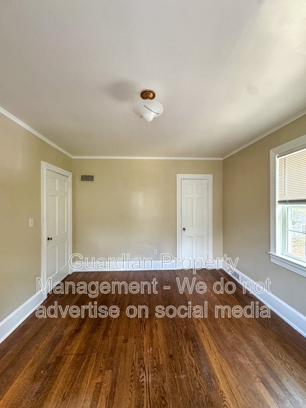 Charming 2 Bed 1 Bath Duplex in Haymount property image
