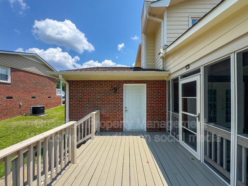 Charming 3 Bed 2.5 Bath Fayetteville Home property image
