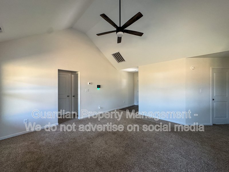 3 Bed 2 Bath Plus Bonus Room in Parkton property image