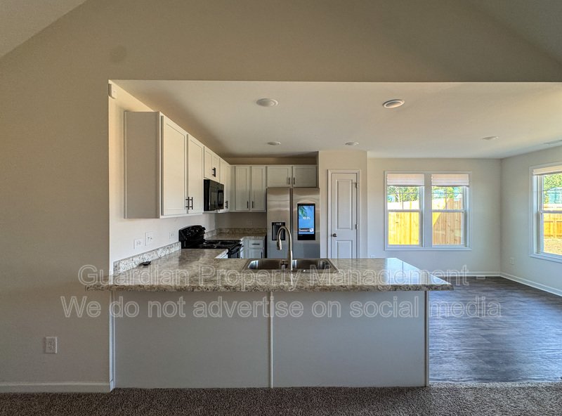 3 Bed 2 Bath Plus Bonus Room in Parkton property image