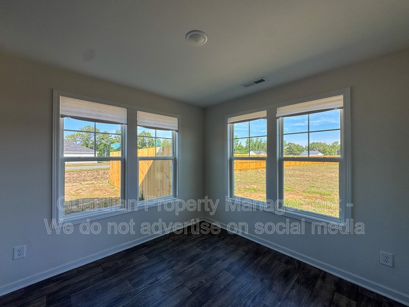 3 Bed 2 Bath Plus Bonus Room in Parkton property image