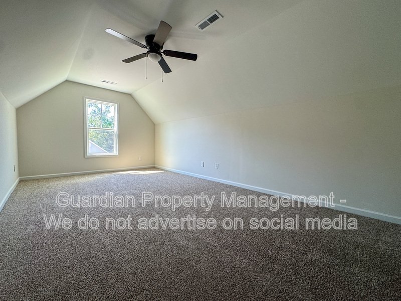 3 Bed 2 Bath Plus Bonus Room in Parkton property image