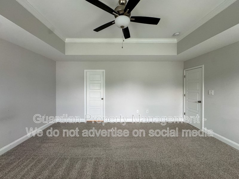 Beautiful 3 Bed 2.5 Bath Home in Raeford property image