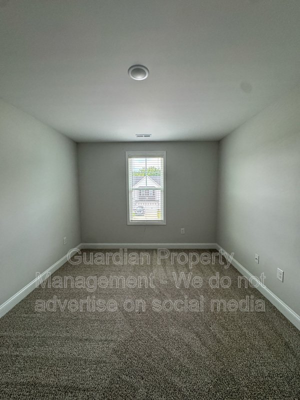 Beautiful 3 Bed 2.5 Bath Home in Raeford property image