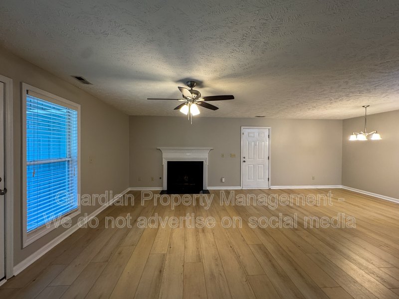 Cute 2 Bed 2 Bath Ground Level Condo with Community Pool property image