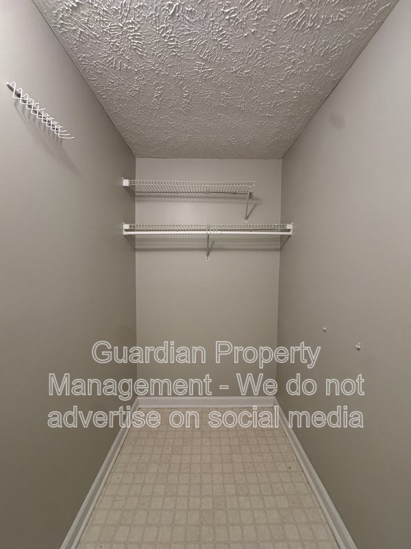 Cute 2 Bed 2 Bath Ground Level Condo with Community Pool property image