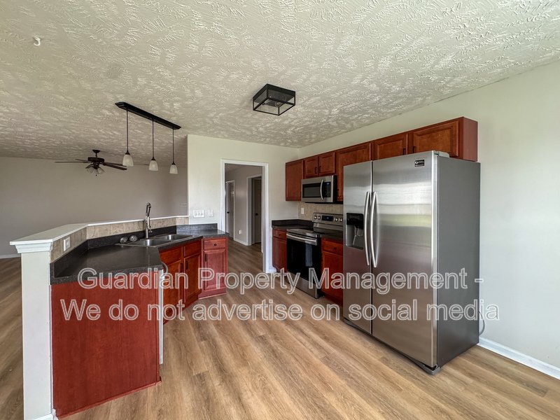 Lovely 3 Bed 2 Bath Fayetteville Home with Fenced Yard property image