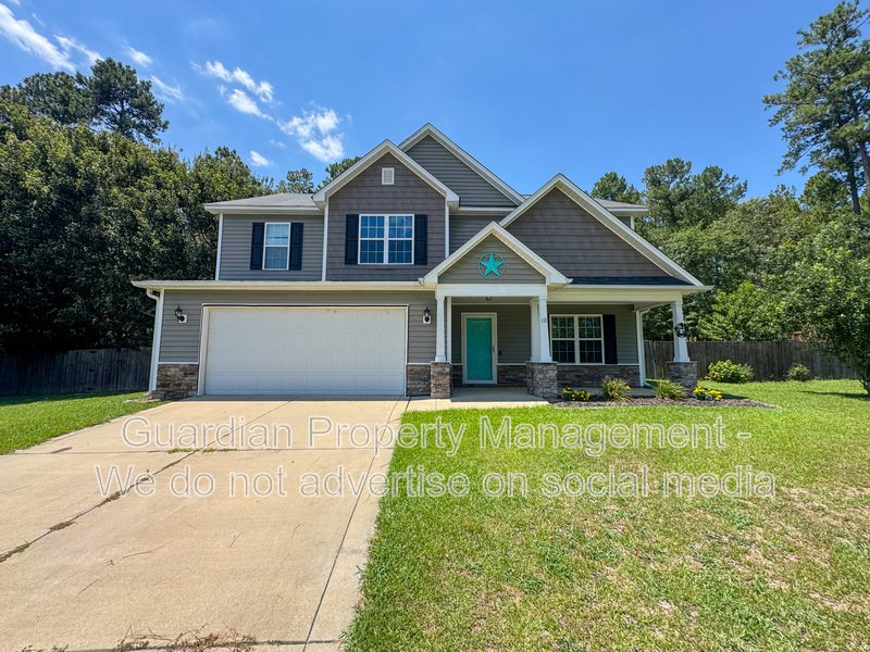 Beautiful 4 Bed 2.5 Bath Home in Raeford property image