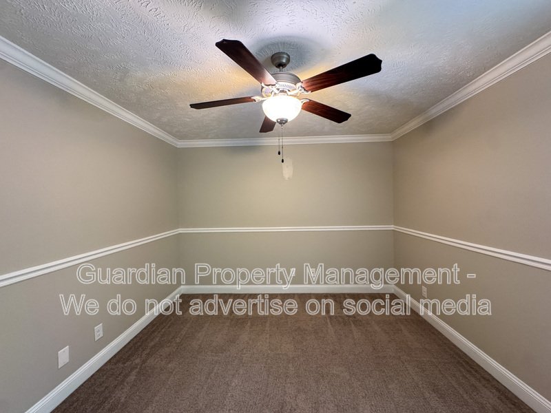 Beautiful 4 Bed 2.5 Bath Home in Raeford property image