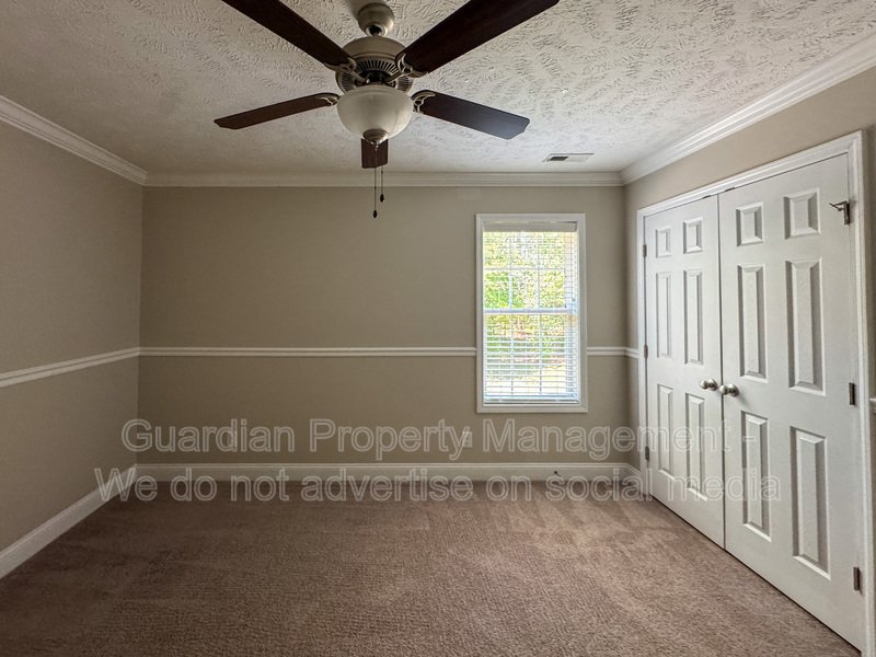 Beautiful 4 Bed 2.5 Bath Home in Raeford property image