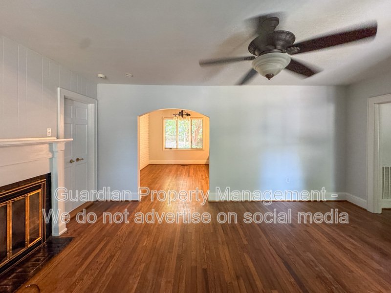 Charming 2 Bed 1.5 Bath Home in Haymount property image