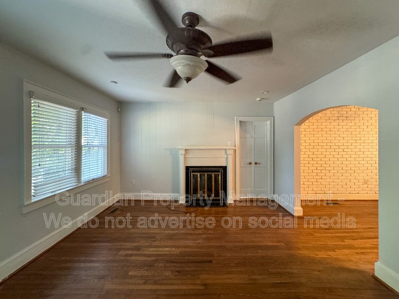 Charming 2 Bed 1.5 Bath Home in Haymount property image