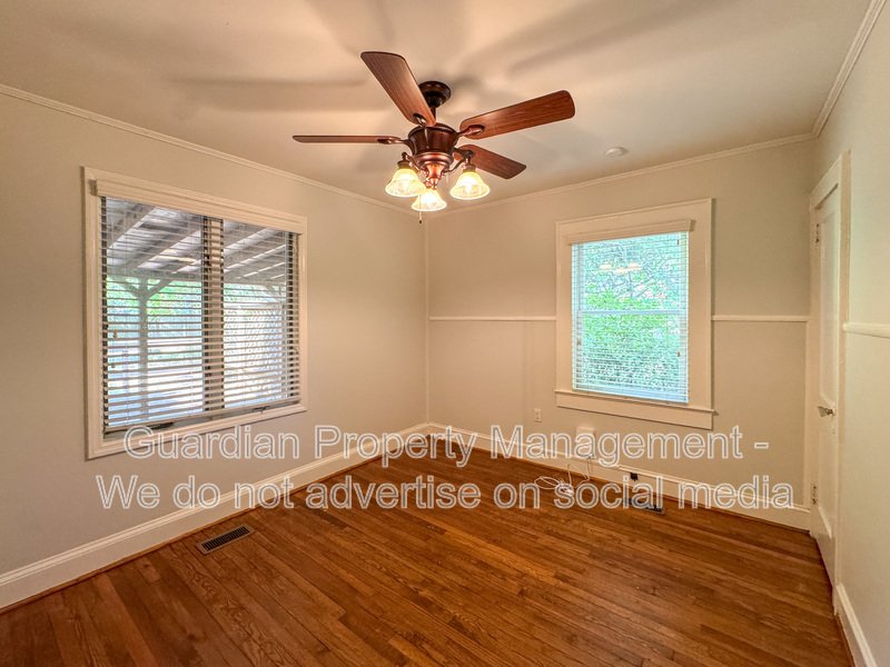 Charming 2 Bed 1.5 Bath Home in Haymount property image