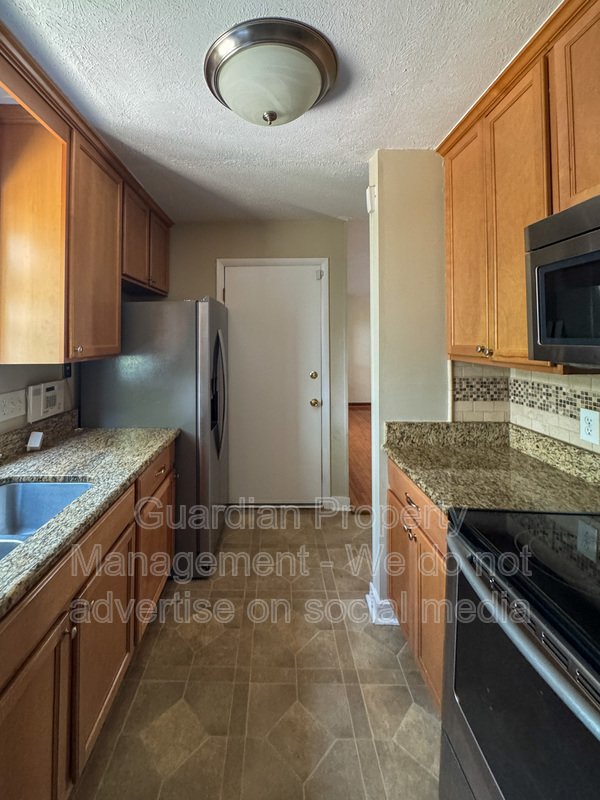 Cute 3 Bed 1.5 Bath Home Near Fort Bragg property image