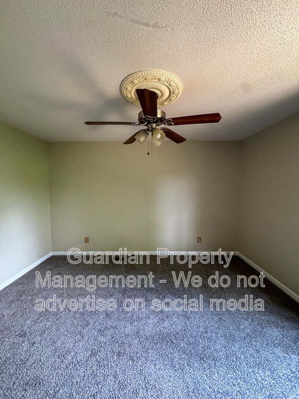 Cute 3 Bed 1.5 Bath Home Near Fort Bragg property image