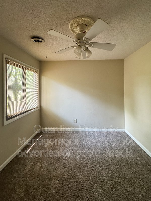 Cute 3 Bed 1.5 Bath Home Near Fort Bragg property image