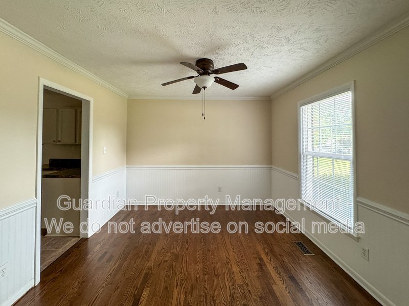 Charming 3 Bed 2 Bath Home Conveniently Located in Fayetteville property image