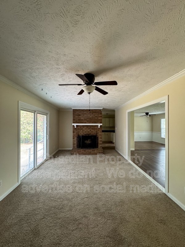 Charming 3 Bed 2 Bath Home Conveniently Located in Fayetteville property image