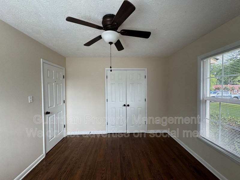 Charming 3 Bed 2 Bath Home Conveniently Located in Fayetteville property image