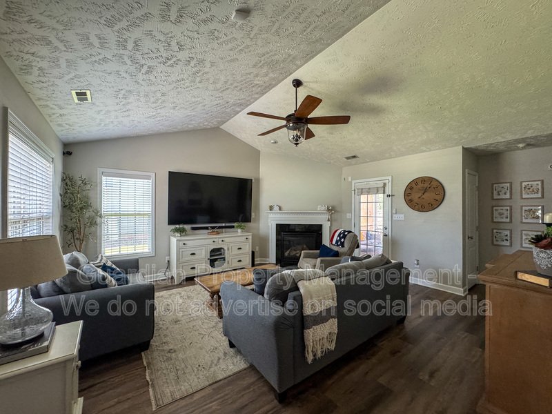 Beautiful 4 Bed 2 Bath Westgate Home with Community Amenities property image