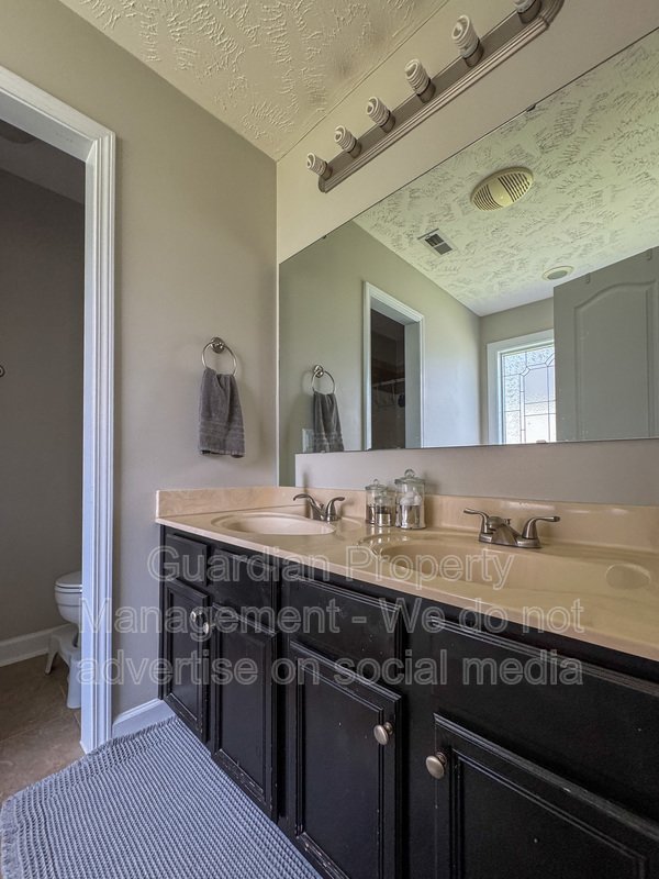 Beautiful 4 Bed 2 Bath Westgate Home with Community Amenities property image