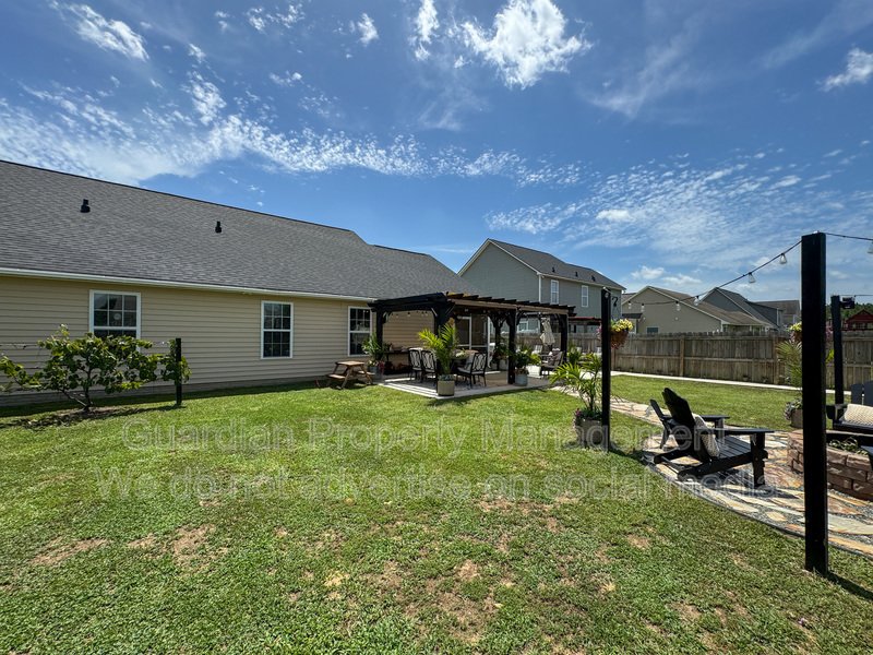 Beautiful 4 Bed 2 Bath Westgate Home with Community Amenities property image