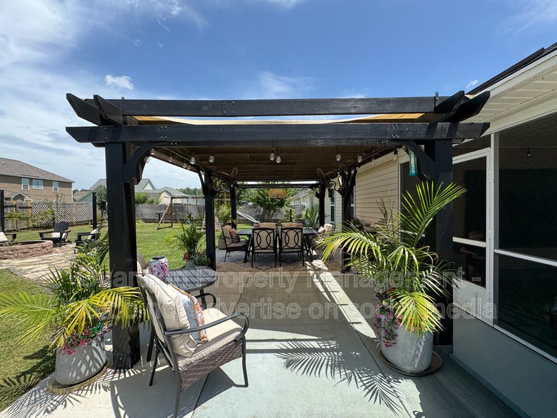 Beautiful 4 Bed 2 Bath Westgate Home with Community Amenities property image