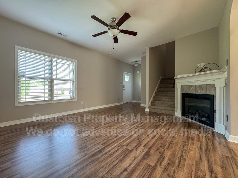 Stunning 4 Bed 2.5 Bath Raeford Home on Cul-de-sac property image
