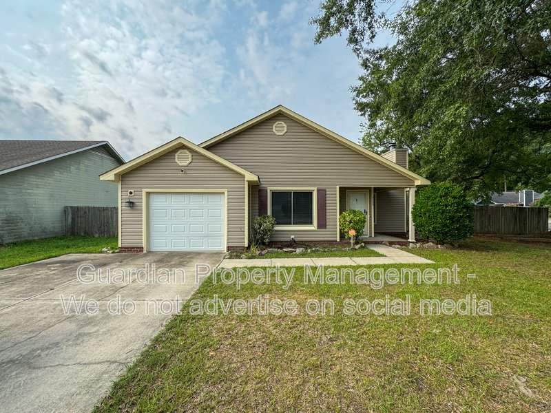 Charming 3 Bed 2 Bath Home with Fenced Yard property image
