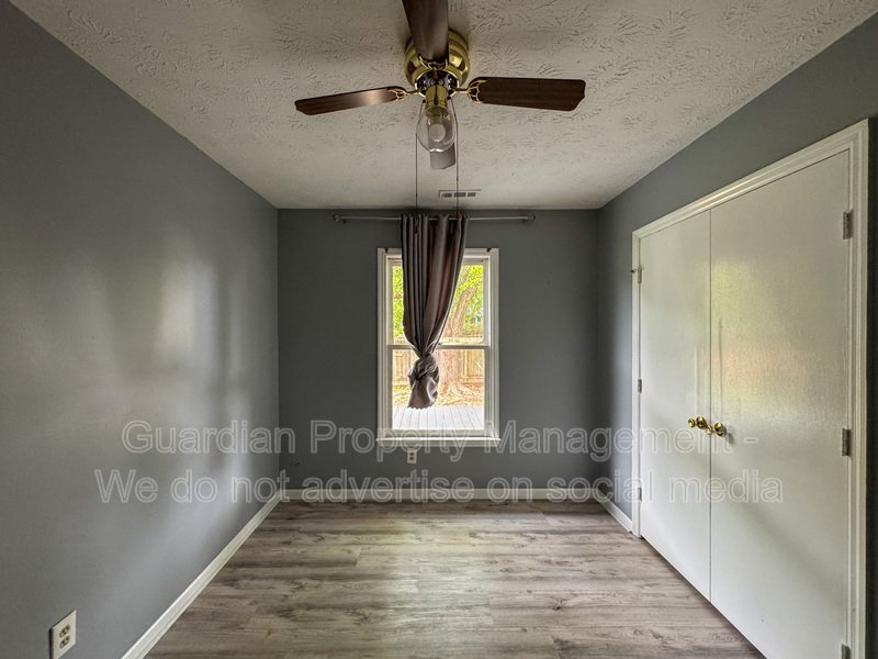 Charming 3 Bed 2 Bath Home with Fenced Yard property image
