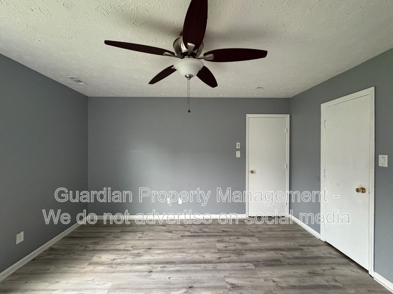 Charming 3 Bed 2 Bath Home with Fenced Yard property image
