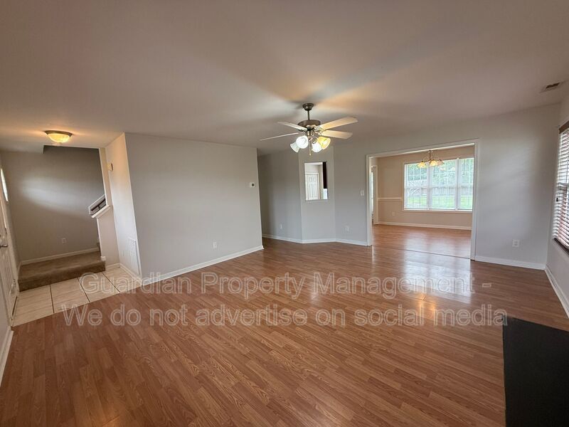 Cute 3 Bed 2.5 Bath Home with Bonus Room property image