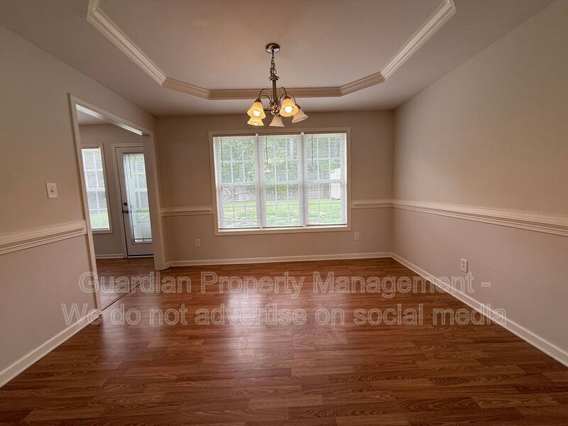 Cute 3 Bed 2.5 Bath Home with Bonus Room property image