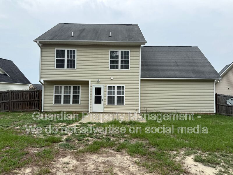 Cute 3 Bed 2.5 Bath Home with Bonus Room property image