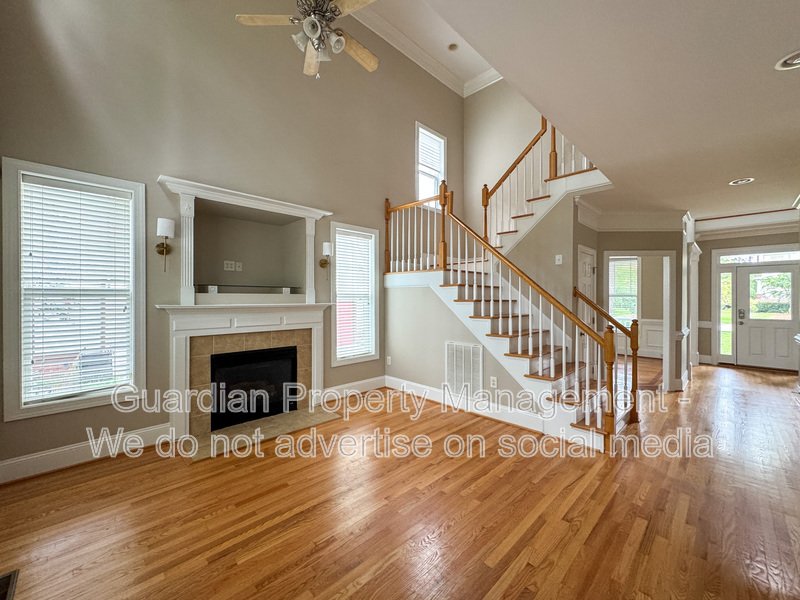 5 Bedroom Home in a Gated Golf Course Community property image