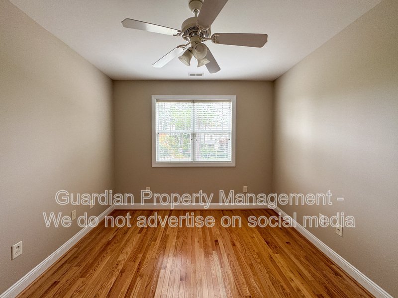 5 Bedroom Home in a Gated Golf Course Community property image