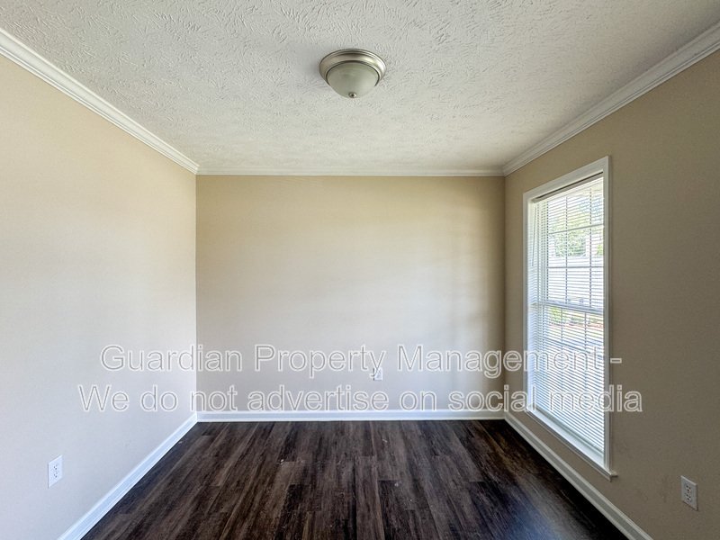Charming 3 Bed 2.5 Bath Hope Mills Home property image