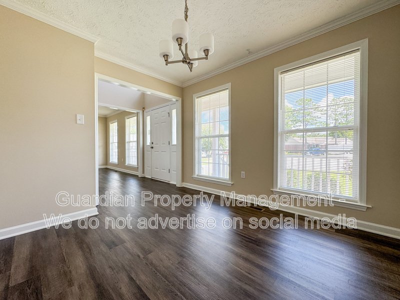 Charming 3 Bed 2.5 Bath Hope Mills Home property image